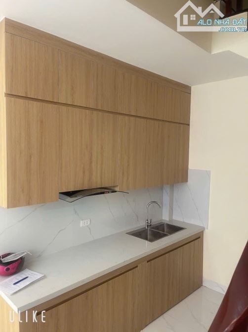 🌈BÁN NHÀ 6 TẦNG MỚI KINH KOONG BÁT KHỐI LONG BIÊN DT 32M2 .OTO ĐỖ CỬA VÀI BƯỚC OTO TRÁNH - 3