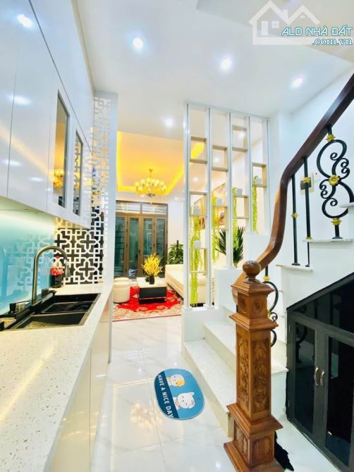 BÁN NHÀ VÕ THỊ SÁU cực hiếm – THOÁNG 3 MẶT – CHỈ 6.08 TỶ - 3