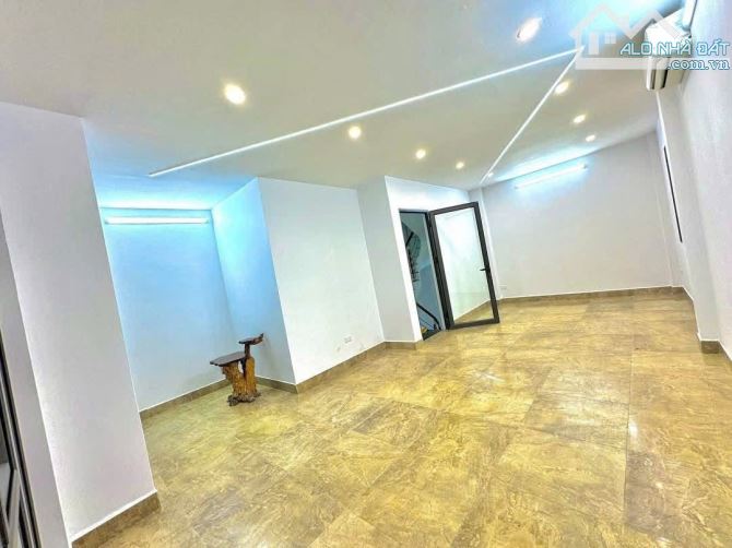 Bán nhà Quan Nhân Thanh Xuân, căn góc, 6 tầng thoáng sáng, 45m, MT 5,3, giá nhỉnh 10 tỷ