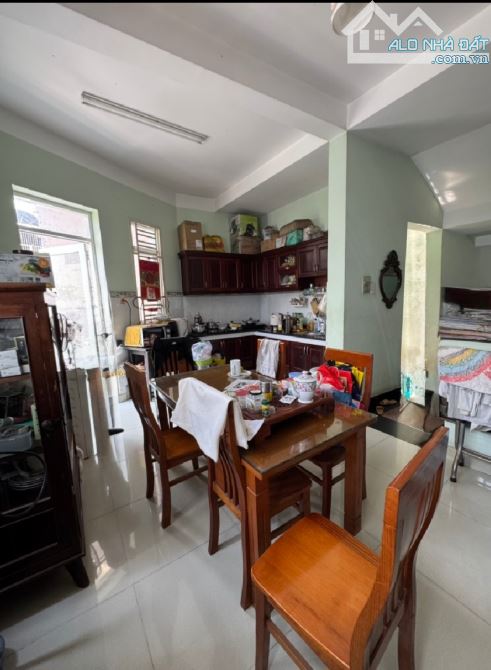 Bán nhà MT Lò Gốm view sông ( 6,4 X 18 ) 4 tầng đúc trệt đang cho thuê giá 12,95 tỷ. - 3