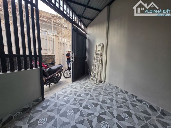 Nhà mới 2 tầng, ngay khu chế xuất Tân Thuận, Quận 7, 3,1 x 14, 2 phòng ngủ, 2 vệ sinh - 3