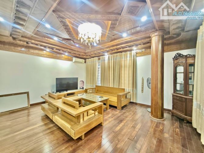 Nhà Lô góc Ôtô tránh-Hồ Tùng Mậu (Mai Dịch,Trần Vỹ) 31/45m,5 tầng, MT 6m 13 Tỷ - 3