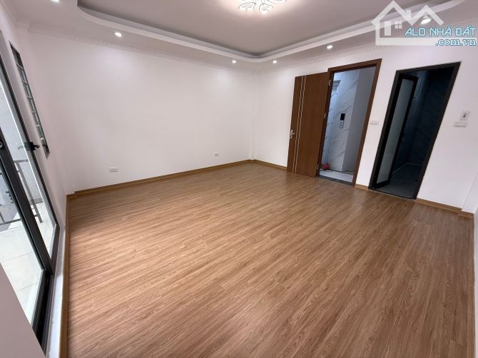 🏡 CỰ KHỐI – LÔ GÓC – 52M² – 5 TẦNG – FULL NỘI THẤT – 7.9 TỶ! - 3