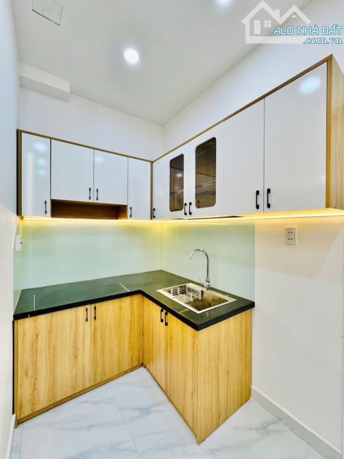 👉 SIÊU PHẨM NGAY NGÃ 5 GÒ VẤP - 2 TẦNG - 40M2 - NỘI THẤT SANG XỊN - CHỈ HƠN 4🌹 - 3