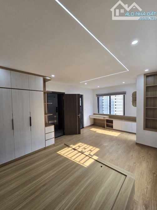 🏡 Nhà mới Nguyễn Văn Cừ, Long Biên, 38m2 x 4 tầng, gần hồ điều hòa, full nội thất, 7 tỷ 8 - 3