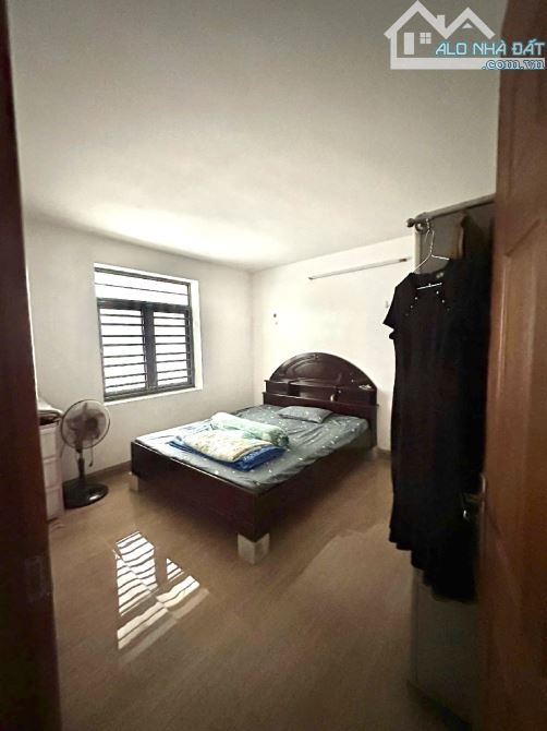 NHÀ 2 TẦNG MT MỘC BÀI- LIÊN CHIỂU – 90M² MT 5M VUÔNG VẮN -VIEW KÊNH THOÁNG MÁT-4TY NHỈNH - 3