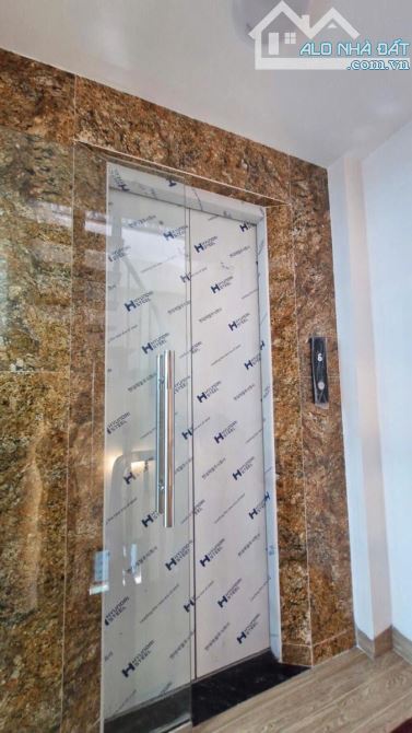 NHÀ ĐẸP HỒ TÙNG MẬU 30m2 - THANG MÁY - GẦN PHỐ - FULL NỘI THẤT - 3