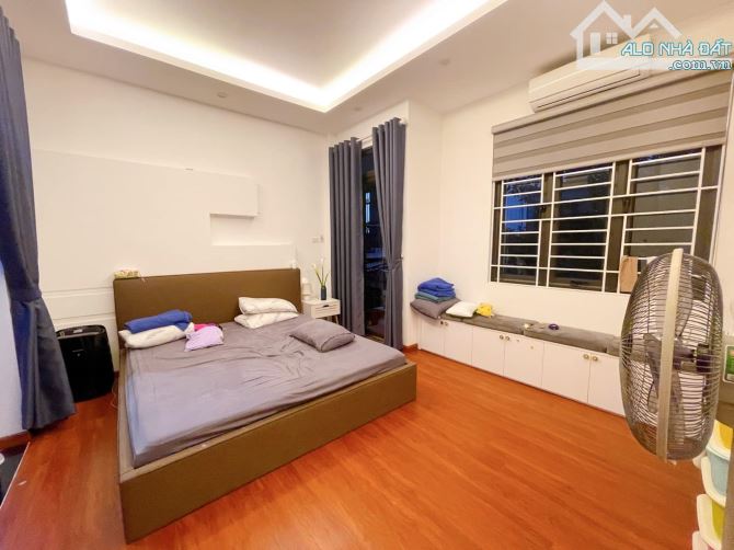 BÁN GẤP NHÀ 4 TẦNG PL NGÕ 59 LÁNG HẠ.DT:65M2.NGÕ Ô TÔ TRÁNH,CÓ VỈA HÈ,Ô TÔ CHẠY VÒNG QUANH - 3