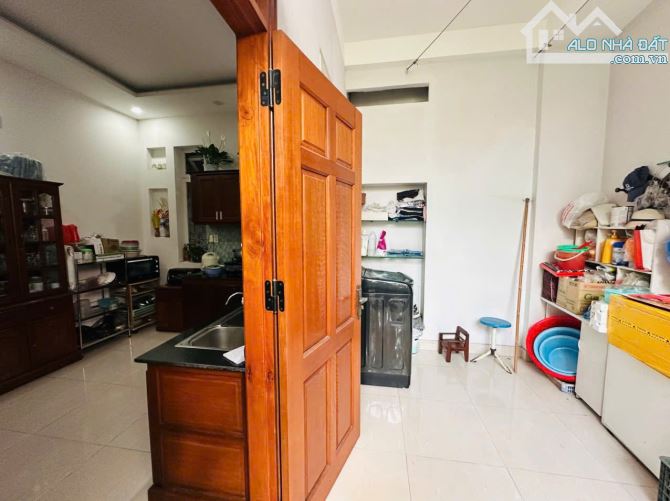RẺ HIẾM-NGAY ĐIỆN BIÊN PHỦ DT KHỦNG 270M2- MẶT TIỀN BAÙ TRẢNG 1-NGANG 6,7M-NỞ HẬU-HƠN 9 TỶ - 4