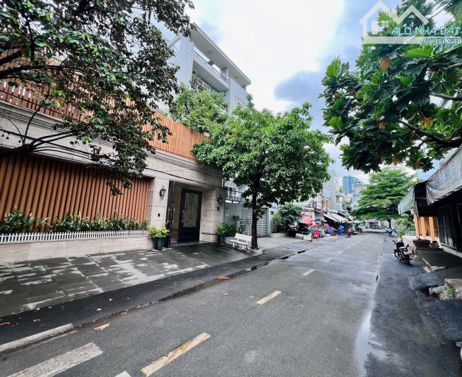 Bán Khuôn Đất Đẹp 238m2(10mx24m) Ngay Ga Metro,An Phú,Quận 2-CTXD Hầm 5 Tầng-Giá 42 Tỷ - 4