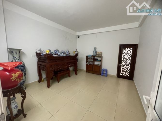 Bán Nhà Ngọc Thụy, Long Biên. 52m2 - 4 tầng - Giá 10.x tỷ - 4