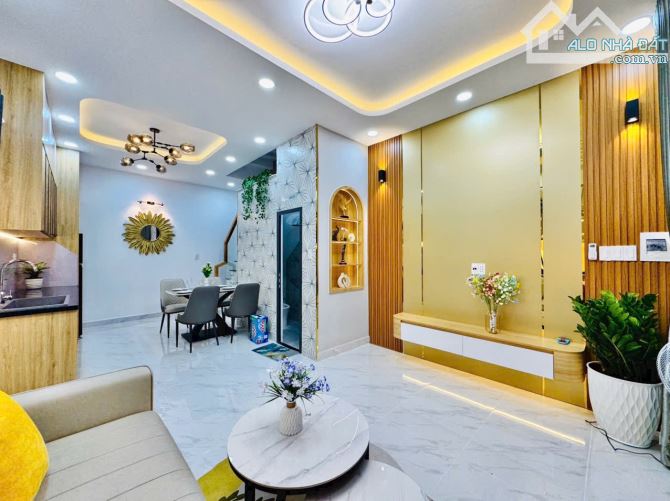 🔥PHẢI NHANH MỚI KỊP - 40m2 QUẬN 1 - CHỈ 5.65 TỶ TL🔥 - 4
