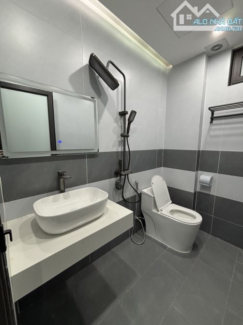 Bán nhà phố Ngọc Trục quận Nam Từ Liêm nhà đẹp gần ô tô dt 40m 5t mt 3,8m giá 5,2 tỷ - 4