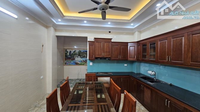 BÁN NHÀ VĂN PHÚ – HÀ ĐÔNG HIẾM - GIÁ TỐT NHẤT PHÂN KHÚC!  Diện tích: 90m² x 5 tầng  Ô Than - 4