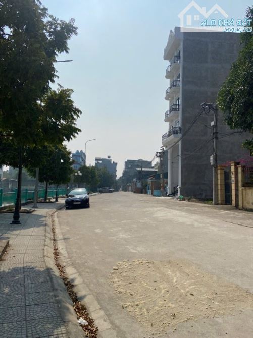 💥💥Bán đất phố tân phong, lô góc mặt hồ, 3 ô tô tránh nhau. - 4