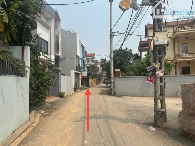 Nhỏ tiền ô tô vào đất dễ bán 45m.mt4m thôn Nhì Vân Trì Vân Nội Đông Anh - 4