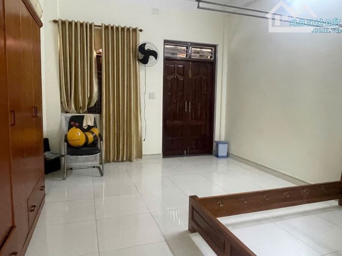 CĂN GÓC BIỂN MỸ KHÊ- 2 MẶT TIỀN PHAN TÔN- ĐƯỜNG 7,5M- 3 MẶT THOÁNG- 3 TẦNG- 95M2- 30 TỶ - 5