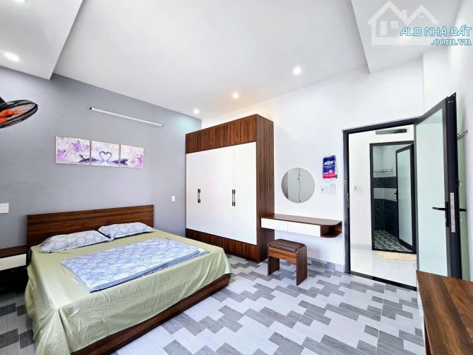 Gấp bán nhà đi Mỹ- 4 Lầu- 60M- Lê Văn Quới- Bình Tân chỉ nhỉnh 5.8 tỷ - 5