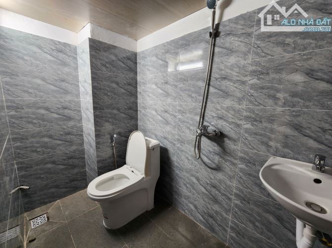 TÒA CĂN HỘ CHO THUÊ, THU NHẬP 200TR MỖI THÁNG, NGAY ĐẠI HỌC SƯ PHẠM. - 5