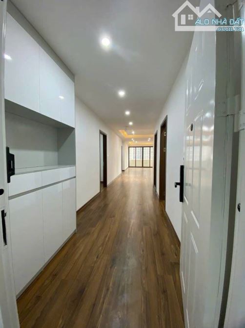 Bán căn hộ 3 ngủ, 2wc, tầng thấp phố Hoàng Quốc Việt, Quận Bắc Từ Liêm diện tích 97m2 - 5