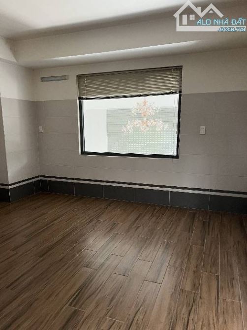 CHDV mặt tiền Nguyễn Bỉnh Khiêm P.1 GV, 6 tầng 91m2, dòng tiền 100tr/th - 6