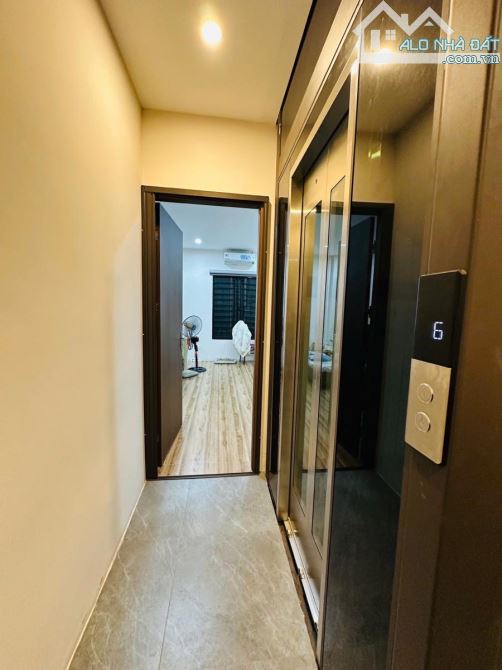 NGHĨA ĐÔ-CẦU GIẤY-NHÀ ĐẸP LUNG LINH-LÔ GÓC-WIEW CÔNG VIÊN-DT 60M-GIÁ 19 TỶ - 7