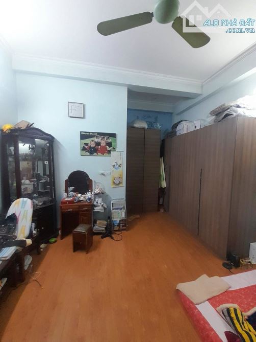 Bán Nhà Phố Vũ Ngọc Phan, Láng Hạ, Đống Đa. Gần Láng Hạ. Dt: 43m2. Giá: 10,7 Tỷ - 9