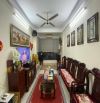 Bán nhà Nguyễn Ngọc Vũ, Cầu Giấy, ô tô đỗ cửa, kinh doanh, ngõ to 6 tầng 50m2 giá 14 tỷ.