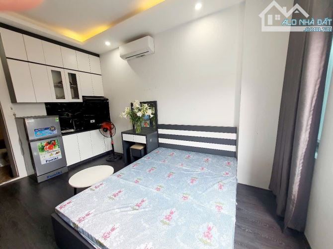 Bán căn hộ DV ngõ 78 Võ Chí Công, DT 61m, 6 tầng mới, MT 5.6m, giá 13 tỷ, cho thuê 45tr/th