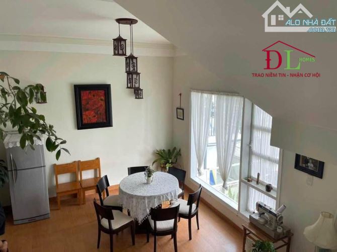 Bán nhà sân vườn Trần Khánh Dư phường 8 Đà Lạt view thoáng đẹp - 1