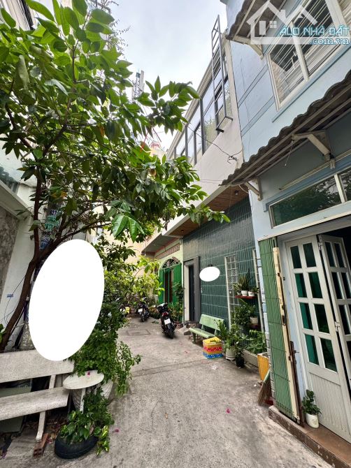 ✨ NHÀ ĐẸP 3 TẦNG ngay ĐH Công Nghệ Thực Phẩm, HẺM NHỰA 5M, 1/ đường Lê Trọng Tấn - 3,7 TỶ
