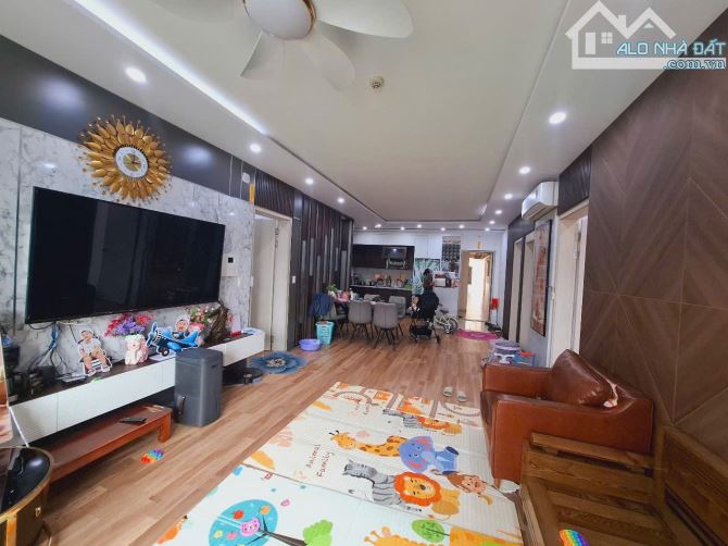 Bán căn chung cư BOOYOUNG Vũ Trọng Khánh- 108m2 - 3 PN - Giá 6,8 tỷ