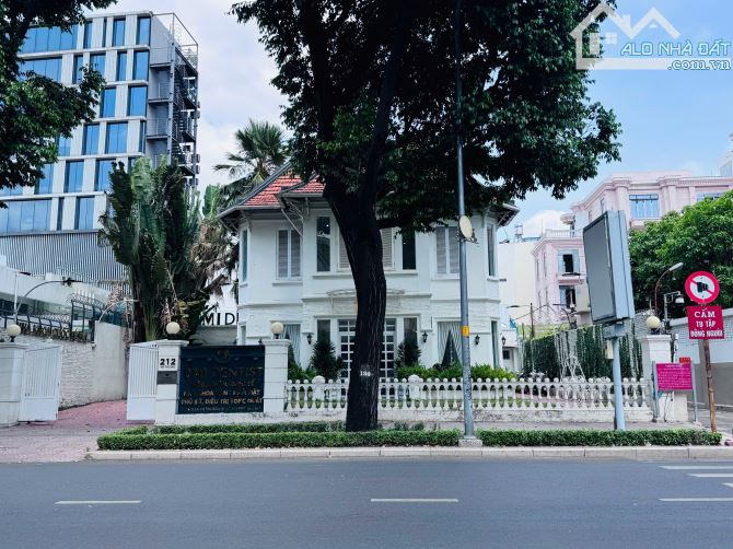 Cho thuê biệt thự GÓC 2MT 212 Võ Thị Sáu, Phường 7,  Quận 3, Hồ Chí Minh