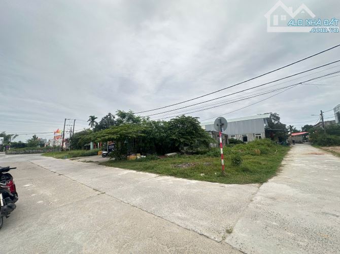 Bán lô đất 2MT đường 6m gần Mai Đăng Chơn, đối diện công viên, gần chợ