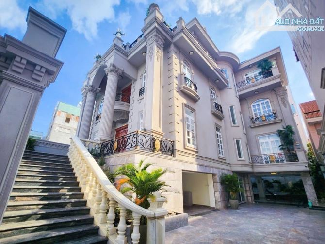 DT Khủng 438m2, đường Tám Danh, ngang 17m ngay Parc Mall Quận 8 chỉ 33 tỷ