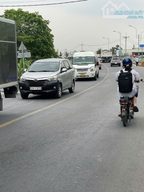 Chủ gửi bán lô đất mặt tiền Hà Duy Phiên ( Tỉnh Lộ 9) 255m2.