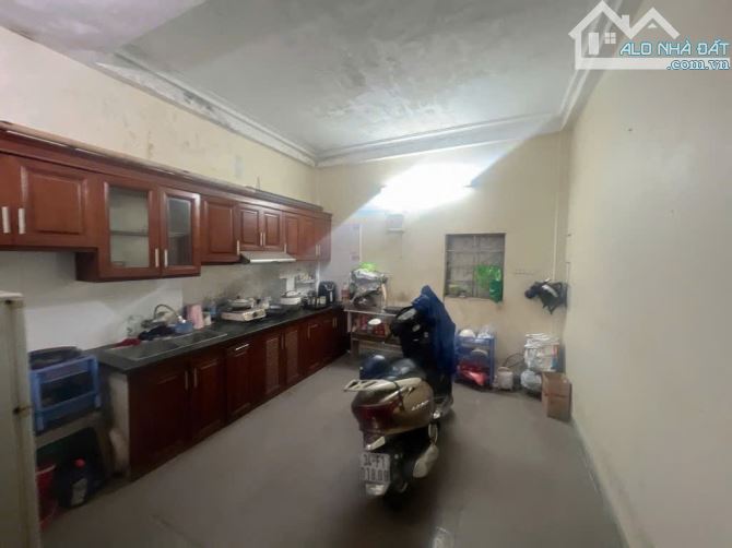 VĂN TIẾN DŨNG 39M-5 TẦNG Ô TÔ ĐỖ CỔNG-DÂN XÂY TÂM HUYẾT-7 TỶ NHỈNH NHẸ-AN SINH ĐỈNH