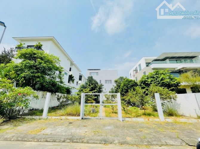 Khu Biệt Thự Đảo Xanh - 400m2 - MT 16m - 1lô Duy nhất Bán - 60Tỷ.