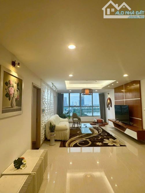 CH 90m - 3n2vs - 5.8 tỷ Cc IA20 Ciputra View sông Hồng, full nội thất thiết kế đẹp sang