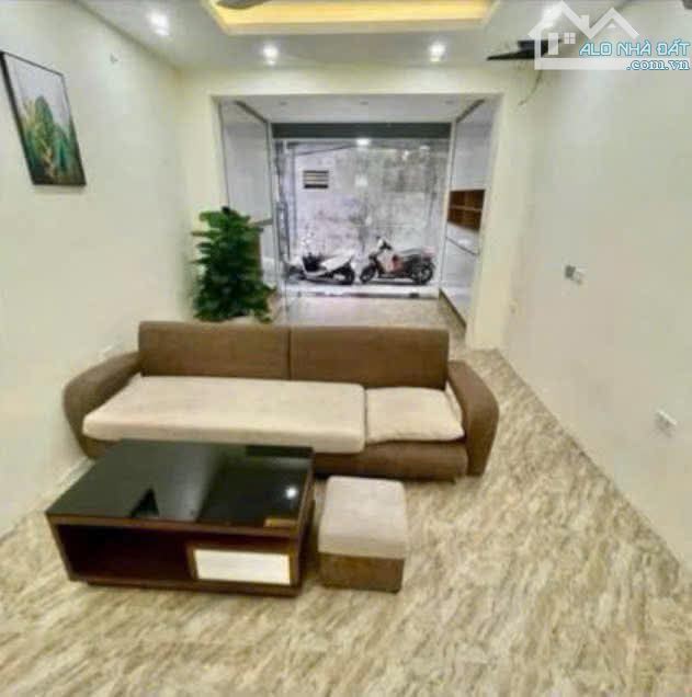 Nhà Lê Trọng Tấn 2 mặt ngõ oto, gần phố, 55m 4 tầng giá 9.9 Tỷ
