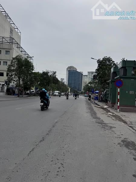 Cần Bán Nhà Phố Tây Sơn Chùa Bộc Đống Đa 7 Tầng Thang Máy Ô Tô Đỗ Cửa Kinh Doanh Đa Dạng