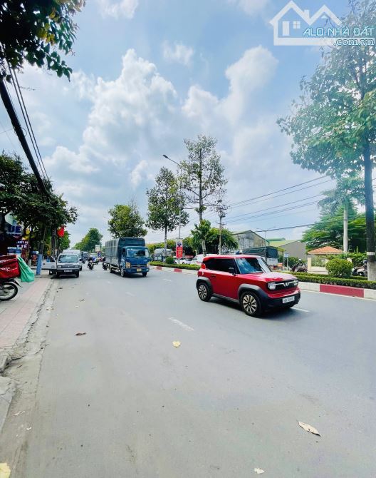 NP507 Bán căn nhà mặt tiền kinh doanh P Tân Hiệp sát đồng khởi 50m , gần bệnh viện đồng na