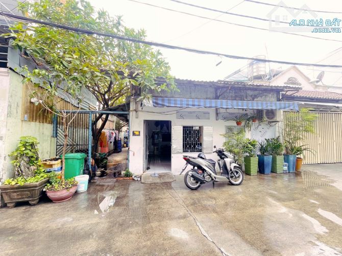 Bán nhà Vườn Lài, 215m2 ngang 8.5m hẻm 8m chỉ 19.5 tỷ