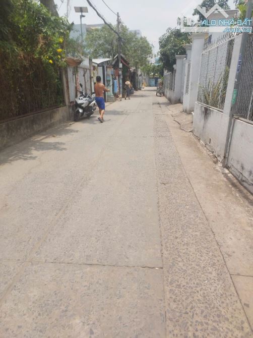 Đất bán 6x50 300m2 chưa tới 40tr/ m2,1/ Nguyễn thị tú ,bhhb,bình tân,hcm - 2