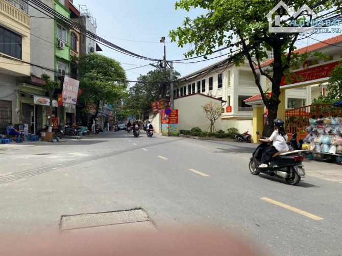 Siêu Phẩm - Phú Diễn - Kinh Doanh - 2 Ô Tô Tránh - Lô Góc - Dân Xây - 60m2 Giá Chỉ 11 tỷ