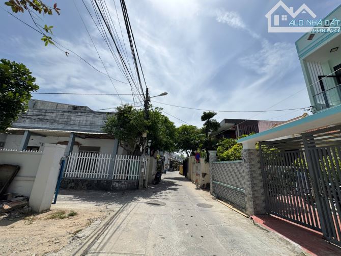 Bán lô đất 2MT kiệt oto Nguyễn Duy Trinh tặng nhà cấp 4, Hoà Hải, Ngũ Hành Sơn