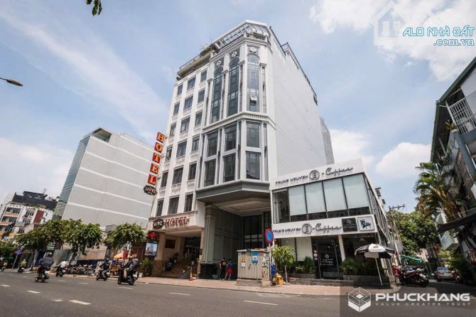 Bán Tòa nhà Văn Phòng Mặt Tiền Bạch Đằng , P.2,BT ,sân Bay ,8x28 , Hầm 9 lầu , HĐ:325tr/t