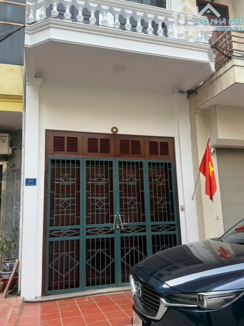 Cần Bán nhà 3 tầng Mặt phố Đoàn Thị Điểm, Tp Hải Dương