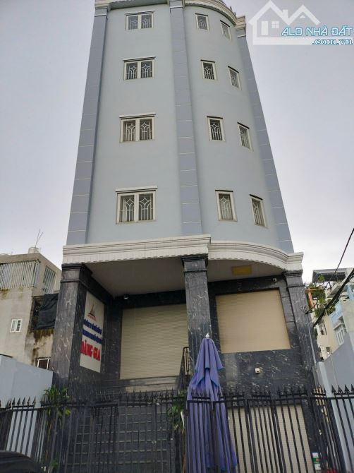 Bán Tòa Nhà Góc 2MT Nguyễn Duy Trinh Phường Phú Hữu TP.Thủ Đức - DT: 7.37x24,4CN:176,88m2