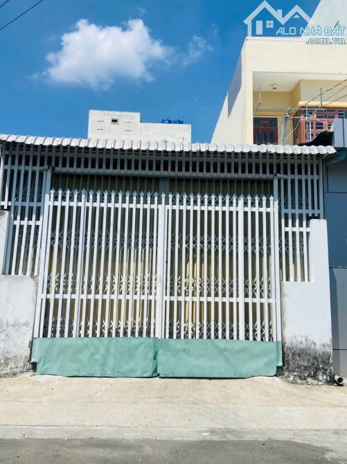 Hàng Hiếm, Bán gấp căn nhà đường Nguyễn Thị Lắng, Củ Chi, 110m2, Sổ hồng, 665 Triệu